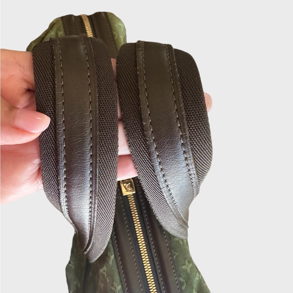 Louis Vuitton Green and Black Monogram Shoulder Bag - Picture 5 of 9